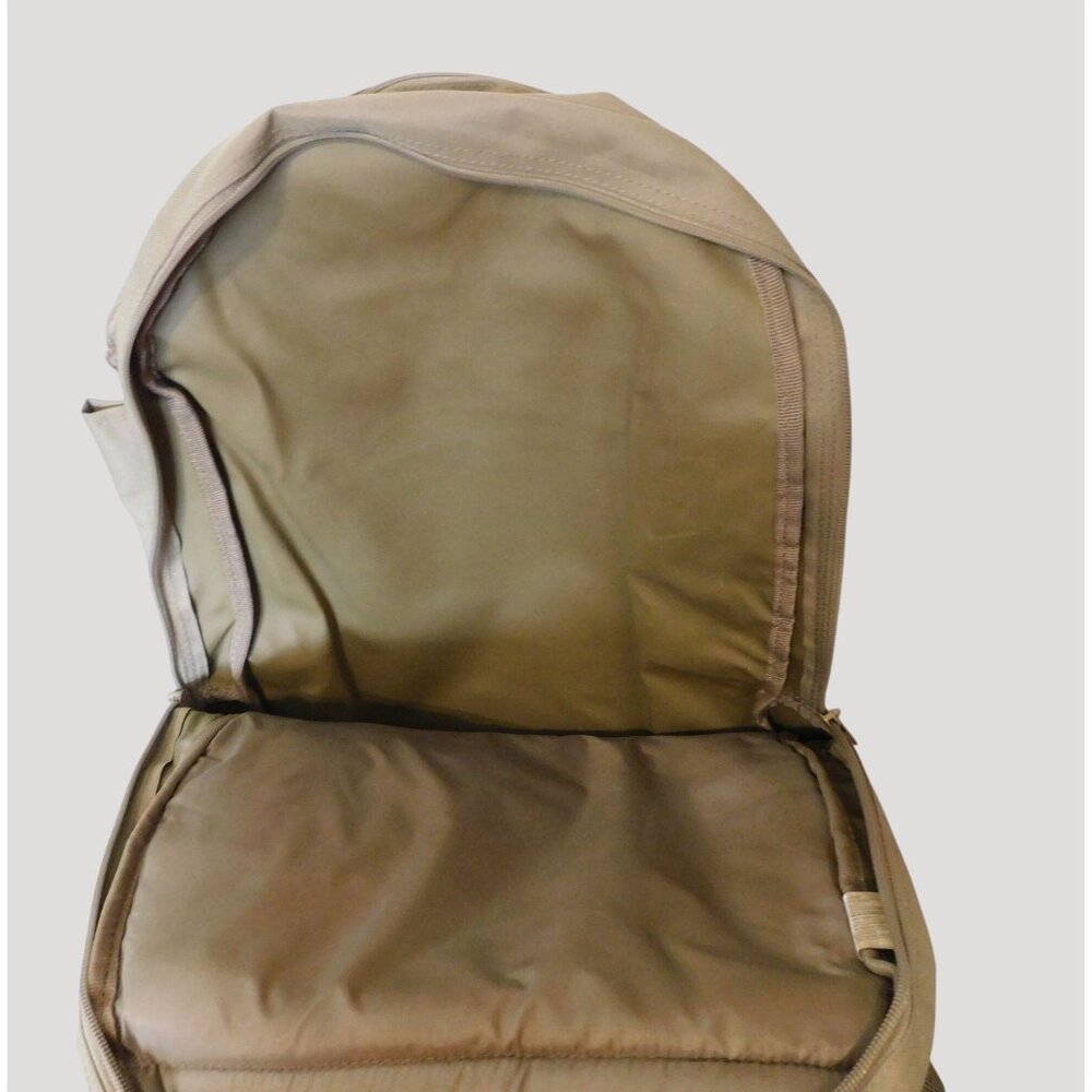 MOJO Outdoors Camo Hunting Decoy Backpack Multiple Pockets Gear Accessories - Picture 12 of 16